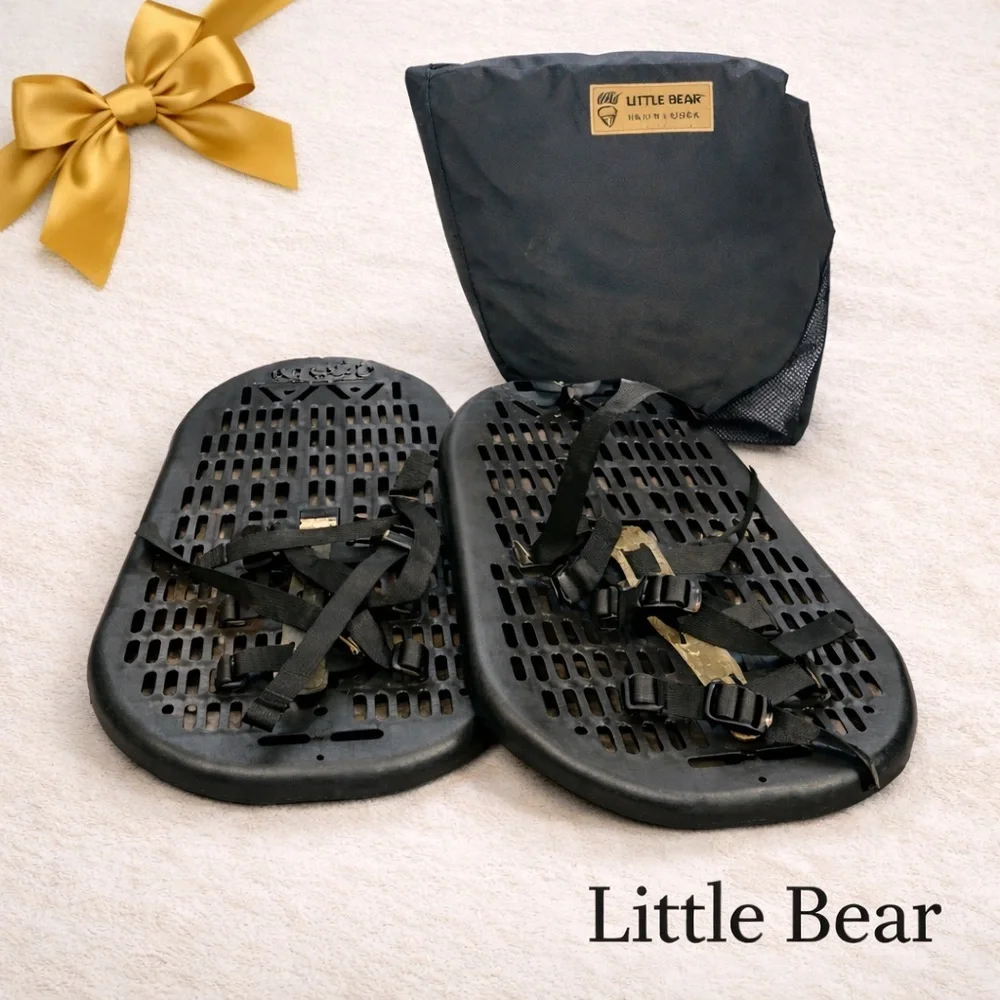 Unisex Little Bear Snowshoes 9 inches Black Straps Bag Made USA